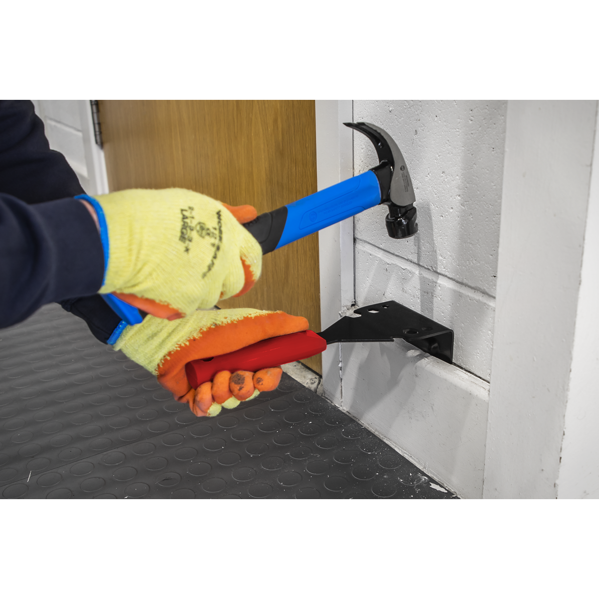 Skirting & Trim Puller TP001