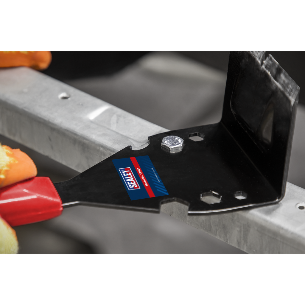 Skirting & Trim Puller TP001