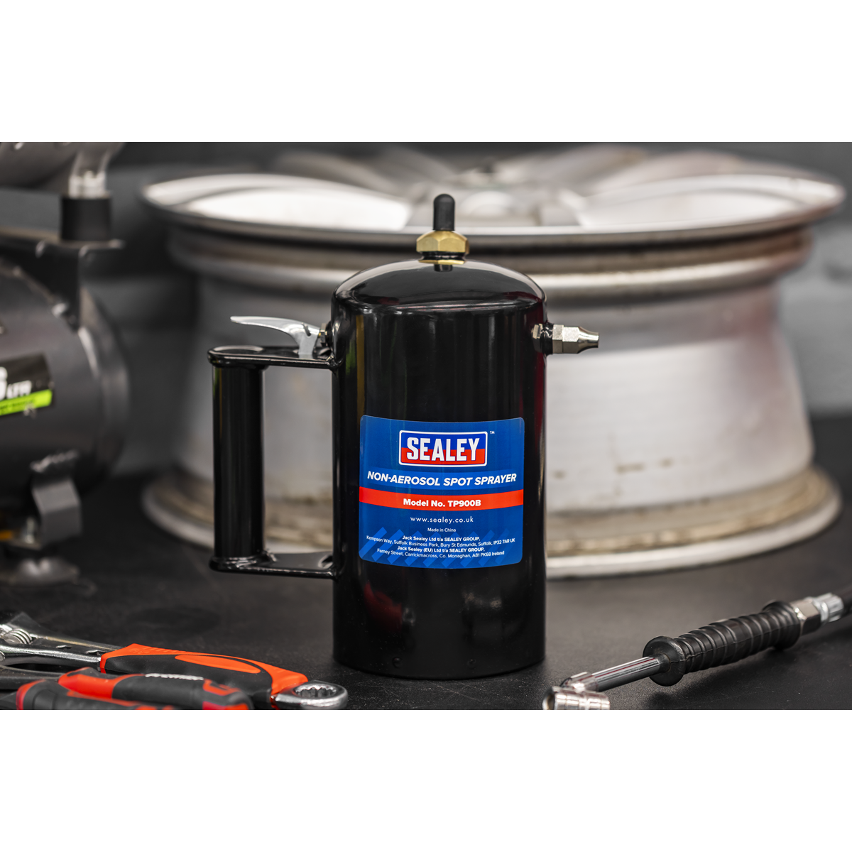 Non-Aerosol Spot Sprayer Black TP900B