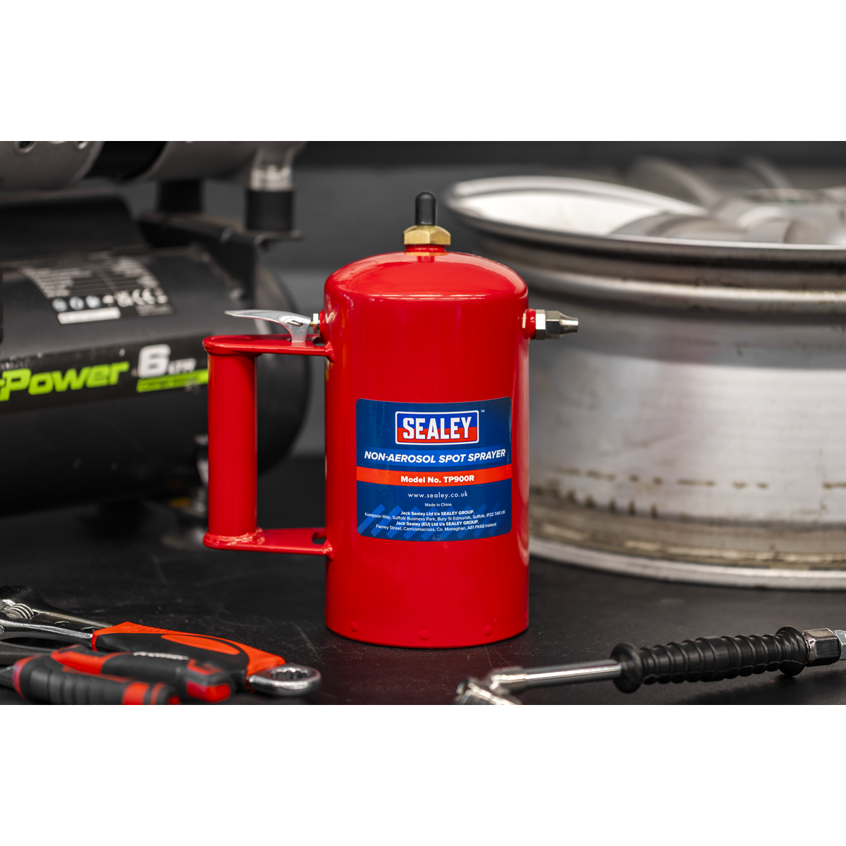 Non-Aerosol Spot Sprayer - Red TP900R