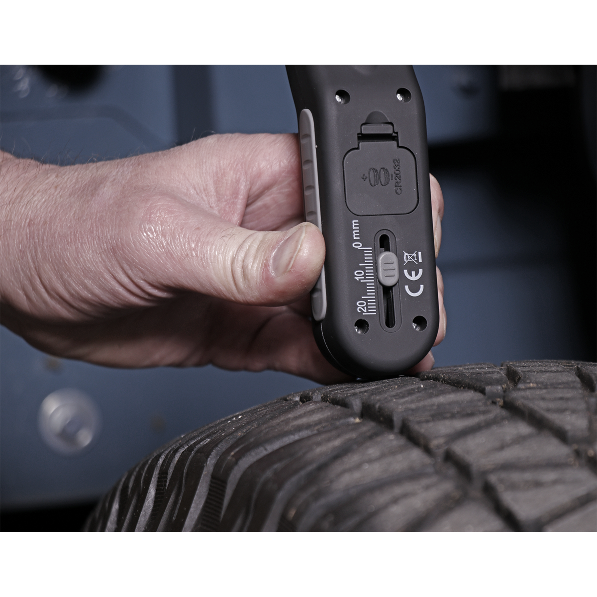 Digital Tyre Pressure & Tread Depth Gauge TSTPG11
