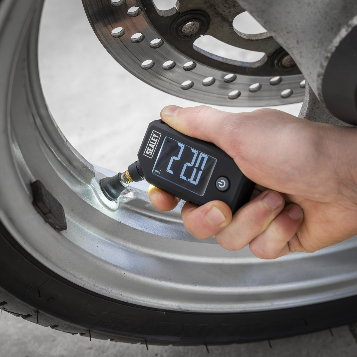 Digital Tyre Pressure & Tread Depth Gauge with LED TSTPG12