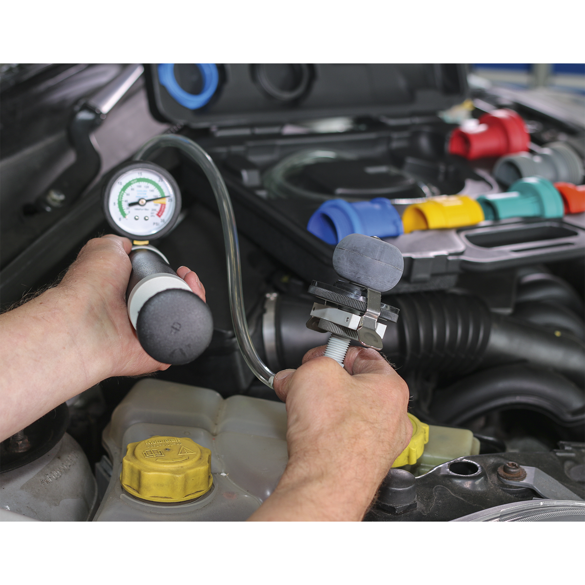 Cooling System & Cap Testing Kit VS0031
