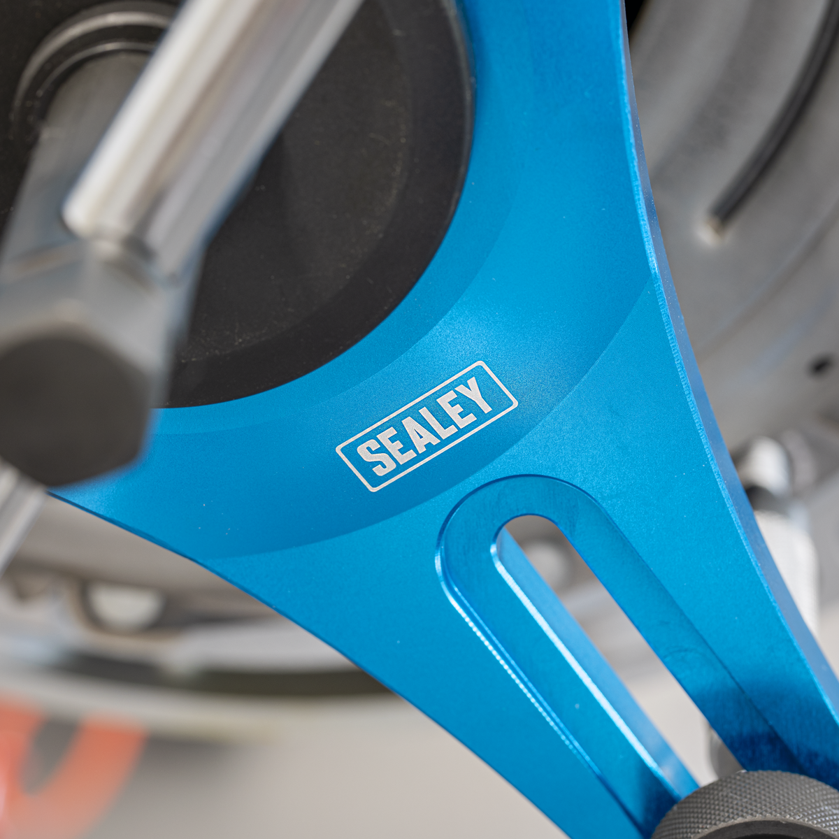 Self-Adjusting Clutch Tool VS011