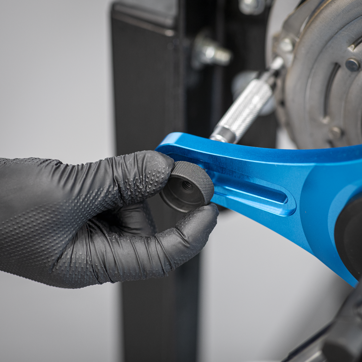 Self-Adjusting Clutch Tool VS011