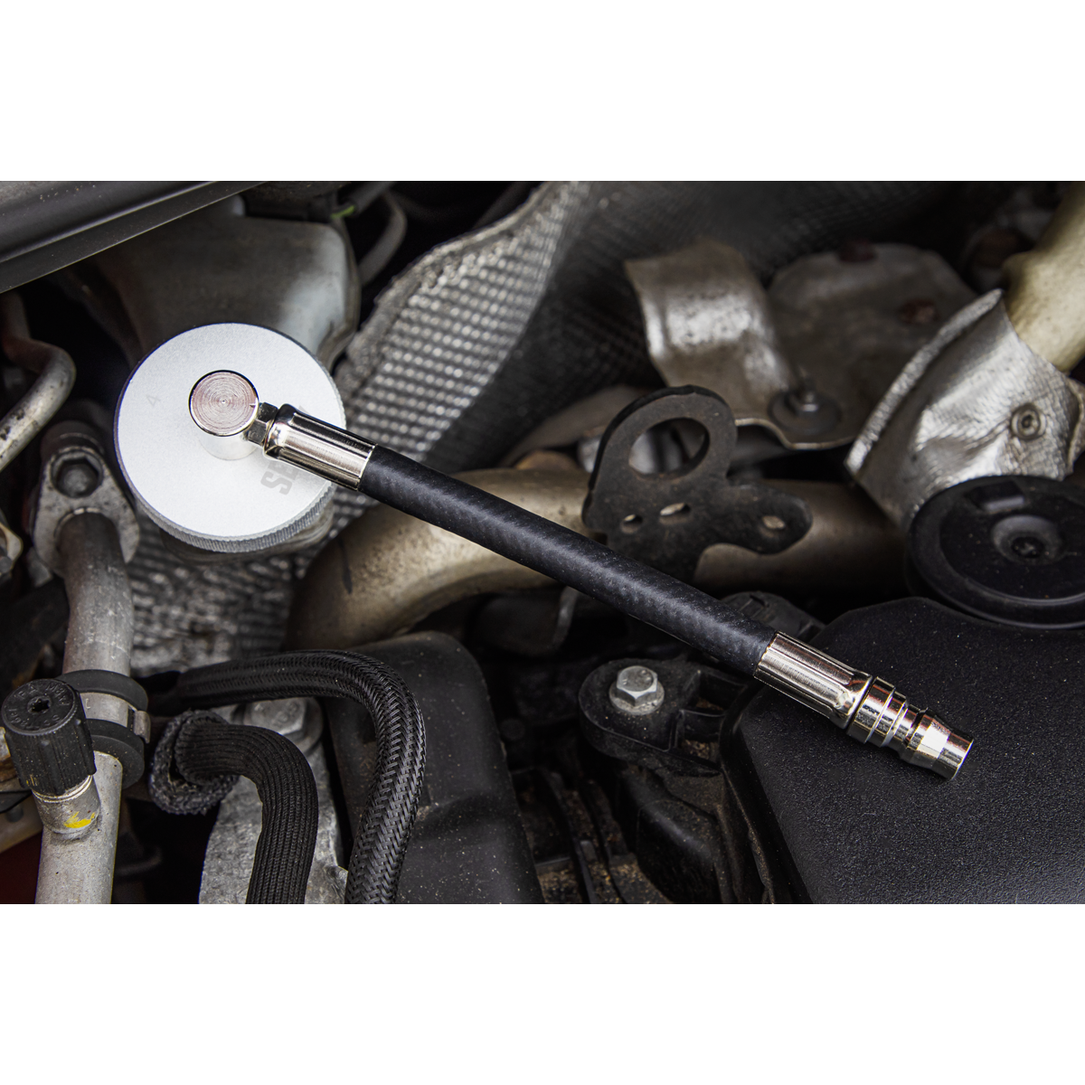 Brake Pressure Bleeder Cap 45mm & Connector With Hose 90° VS0204C4