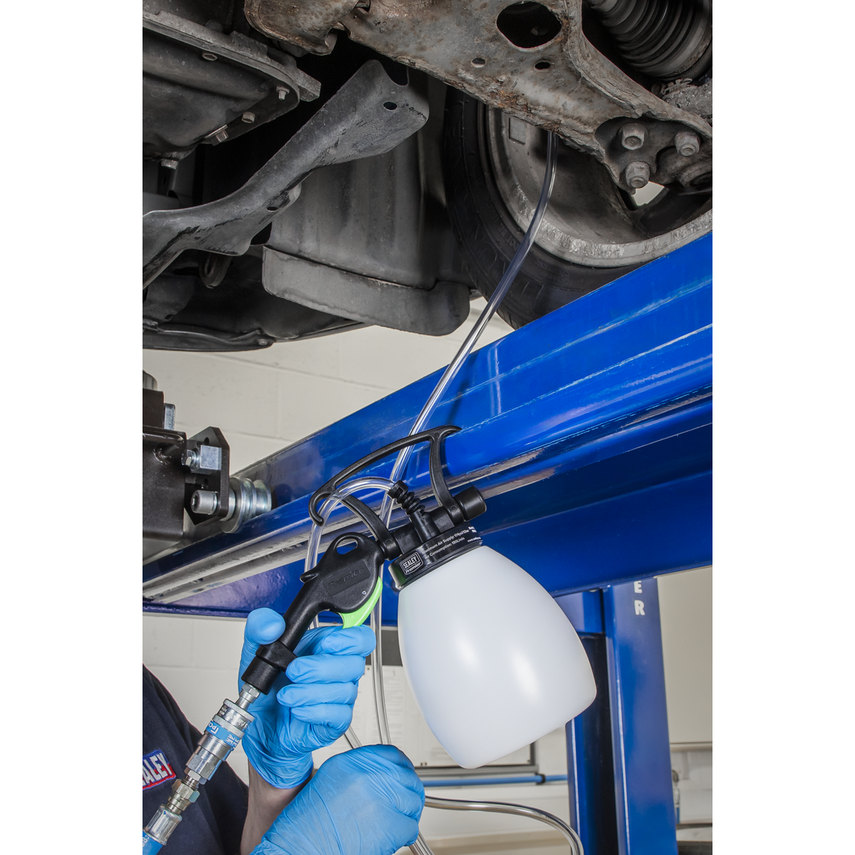 Pneumatic Vacuum Brake & Clutch Bleeder 1.2L VS0220