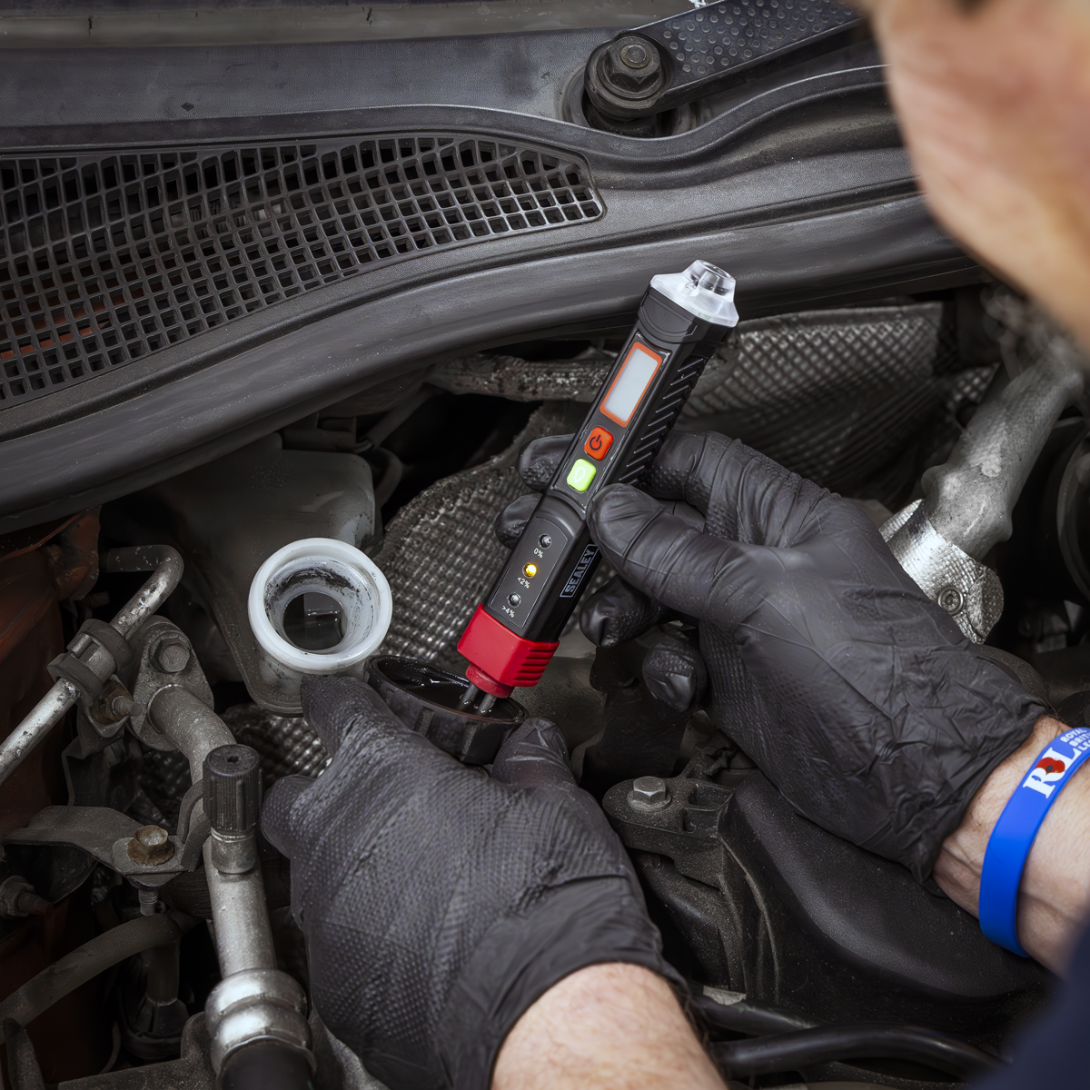2-In-1 Brake Fluid Tester & Tyre Pressure Gauge VS0276