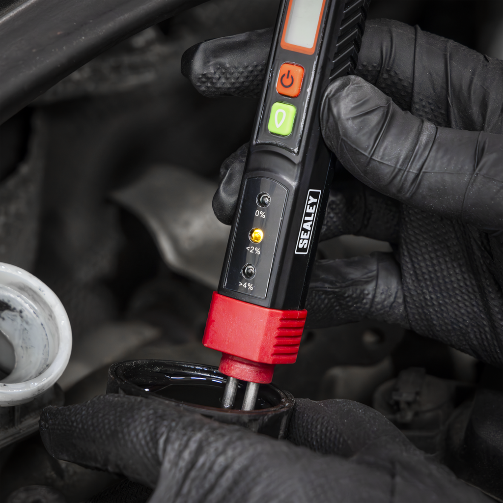 2-In-1 Brake Fluid Tester & Tyre Pressure Gauge VS0276