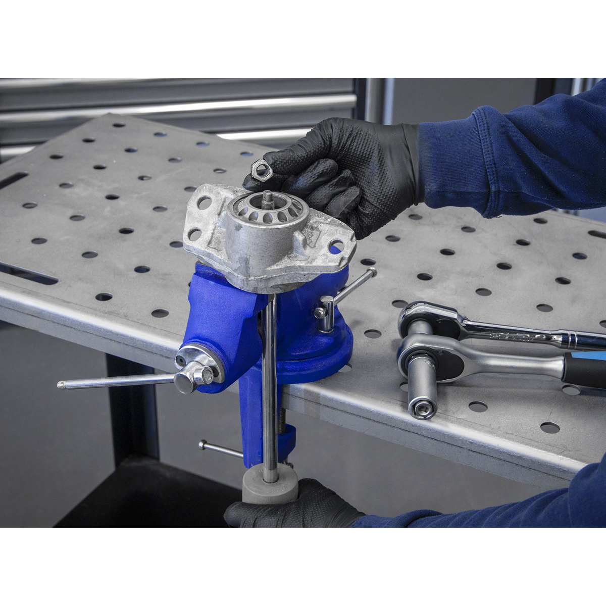 Shock Absorber Strut Nut Kit 18pc VS0331