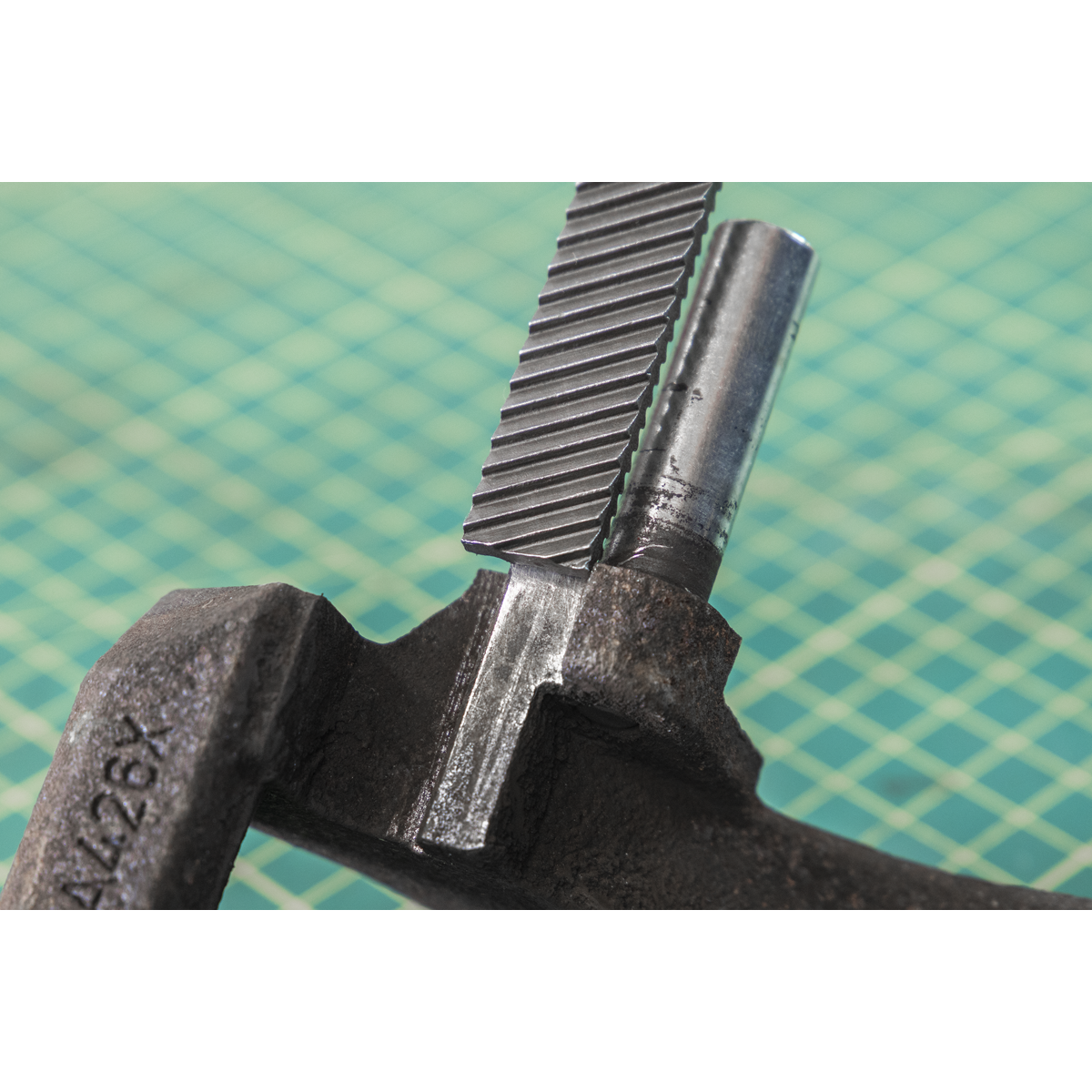 Caliper Cleaning File VS0391