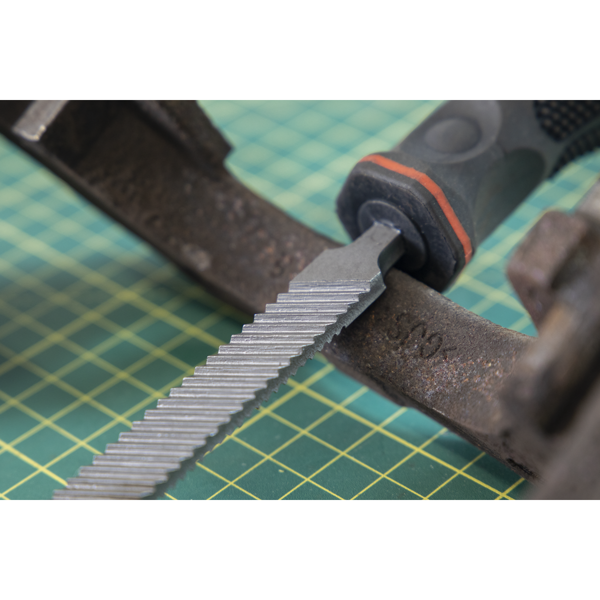 Caliper Cleaning File VS0391