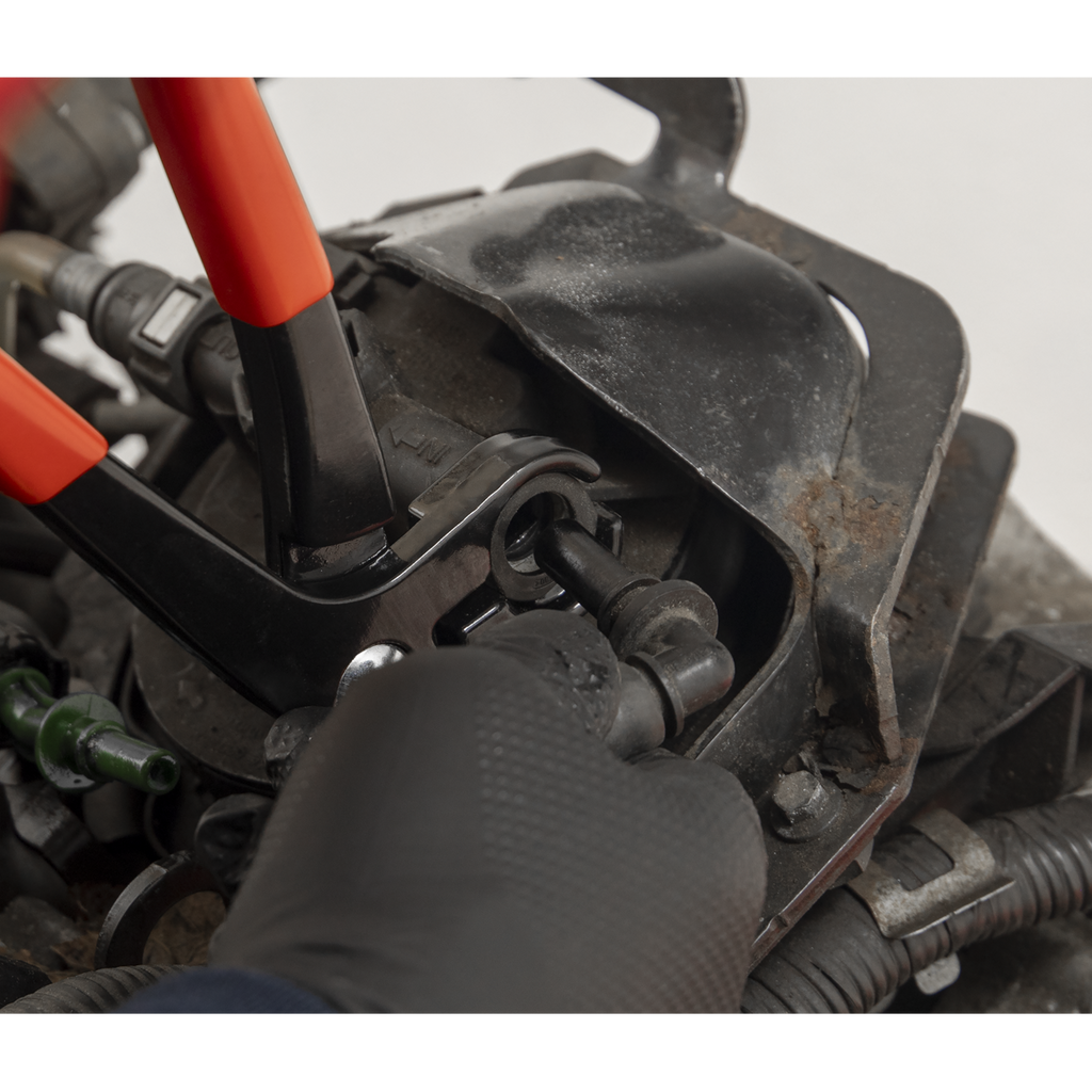 Fuel Feed Pipe Pliers VS0458