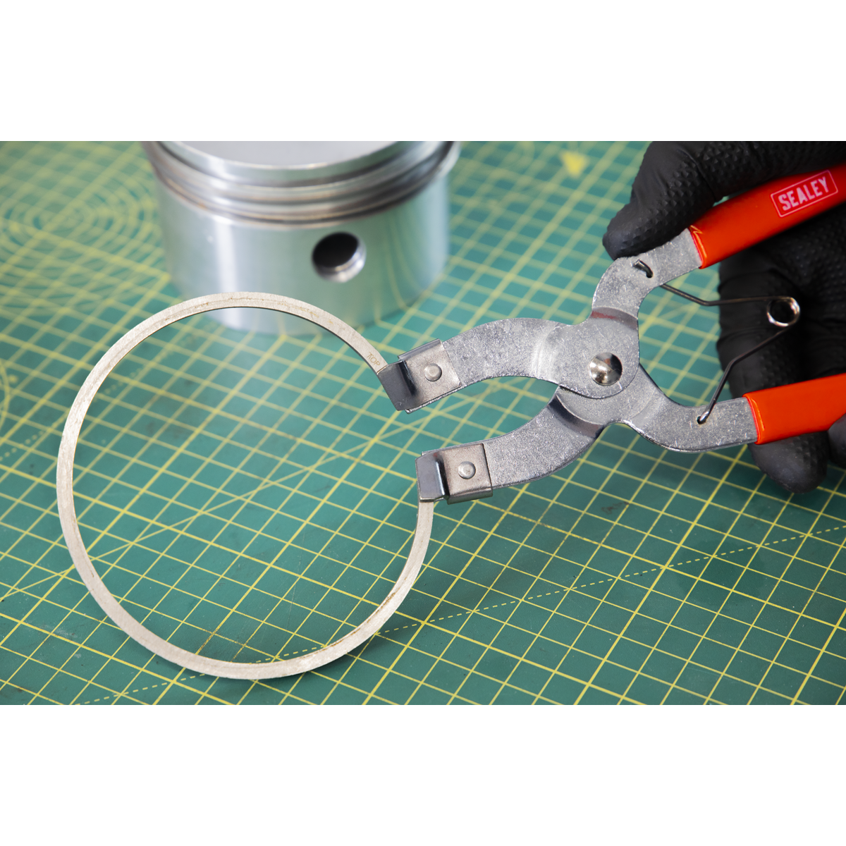 Piston Ring Pliers 1.2-5mm Capacity VS164