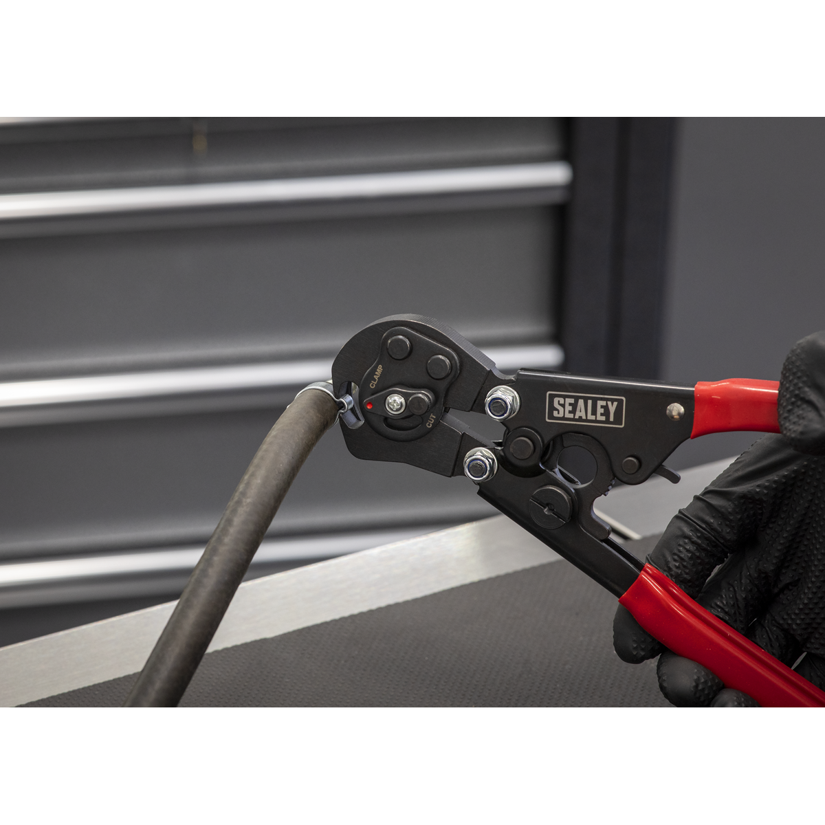Heavy-Duty 2-in-1 Hose Clamp Pliers VS1690