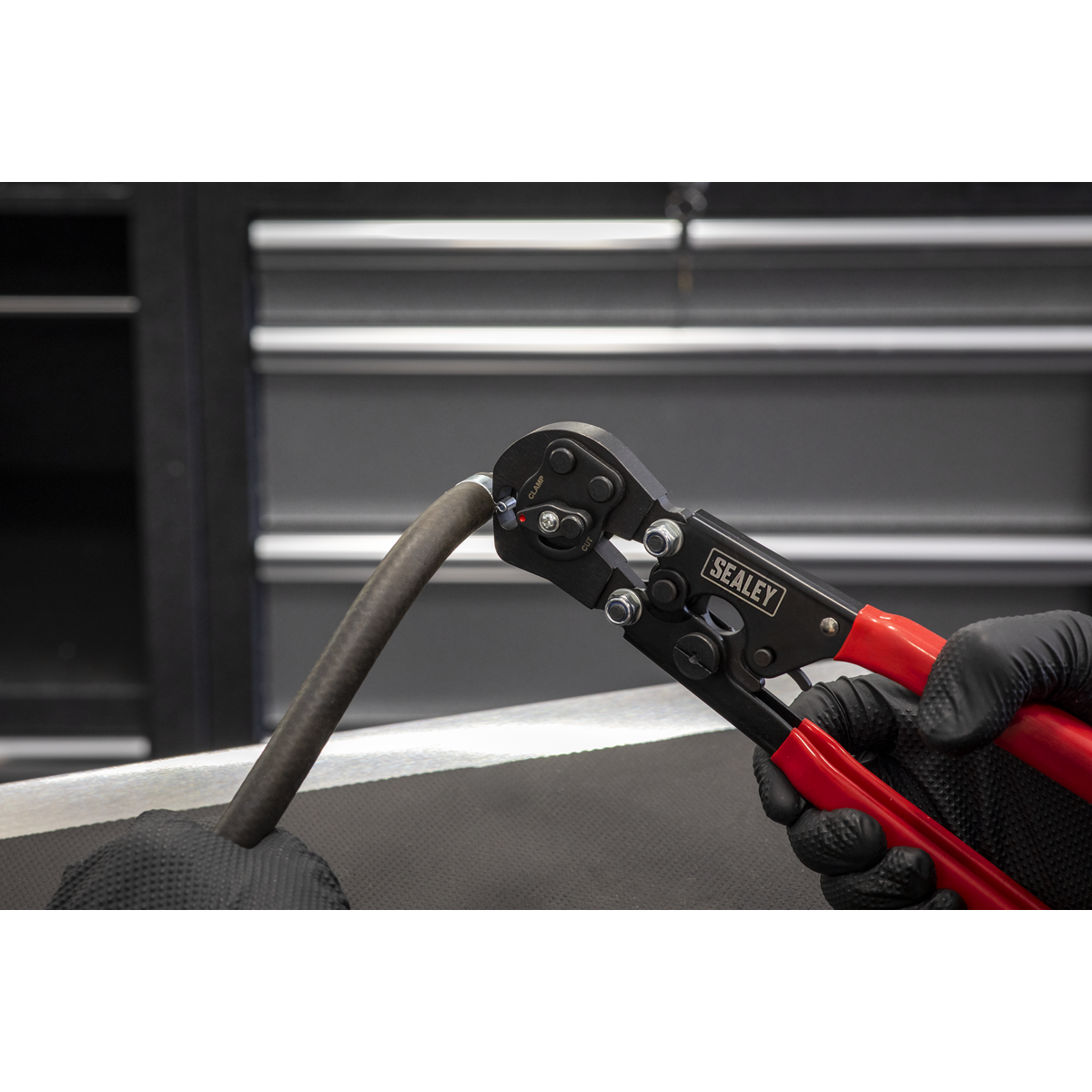 Heavy-Duty 2-in-1 Hose Clamp Pliers VS1690
