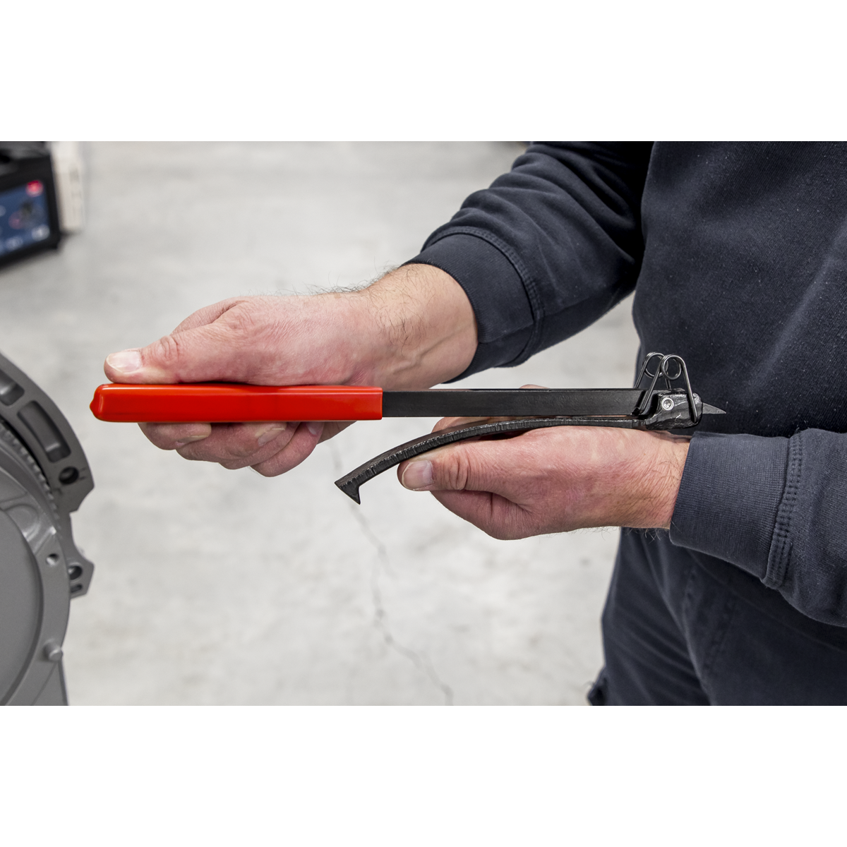 Flywheel Turning Wrench VS175
