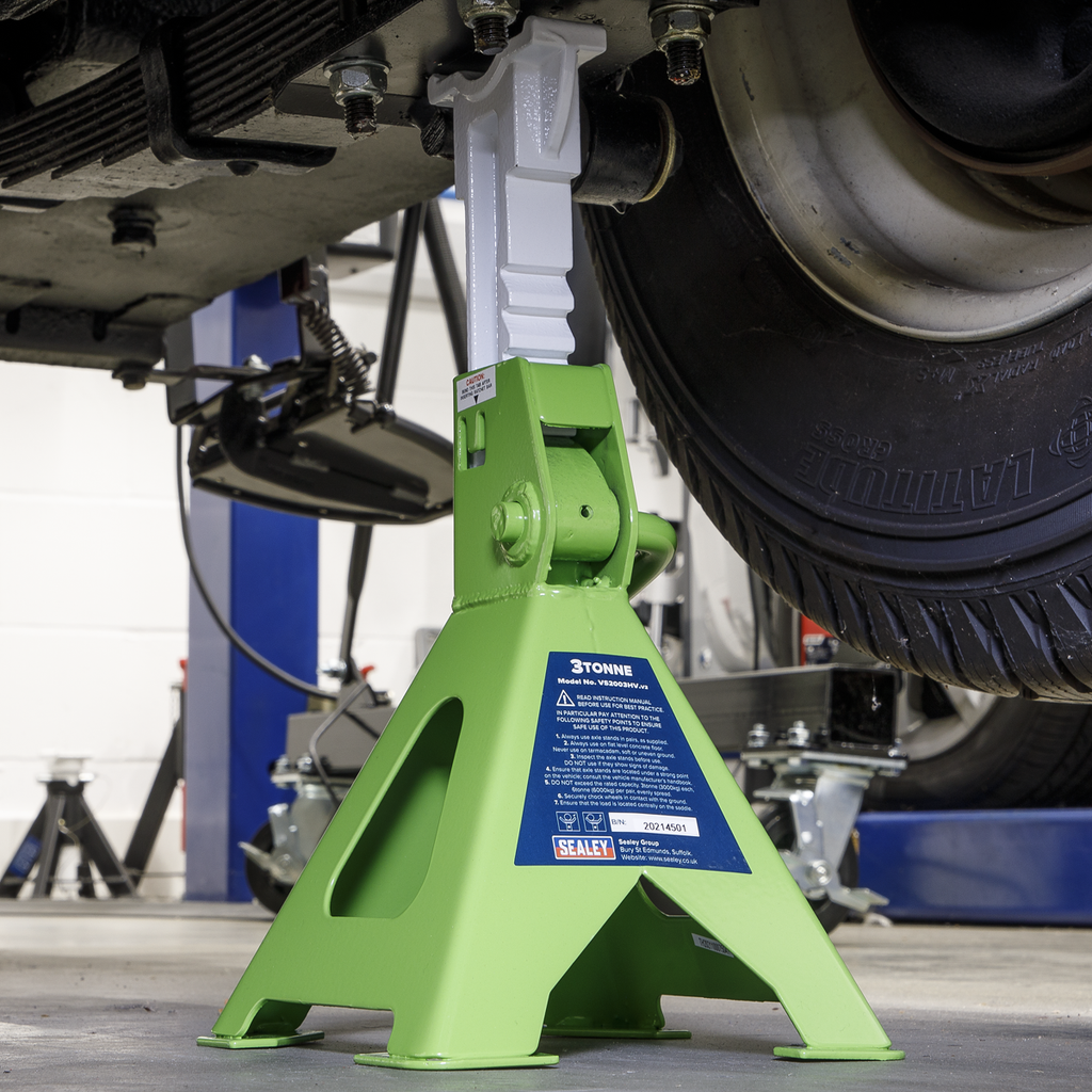 Ratchet Type Axle Stands (Pair) 3 Tonne Capacity per Stand - Hi-Vis Green VS2003HV