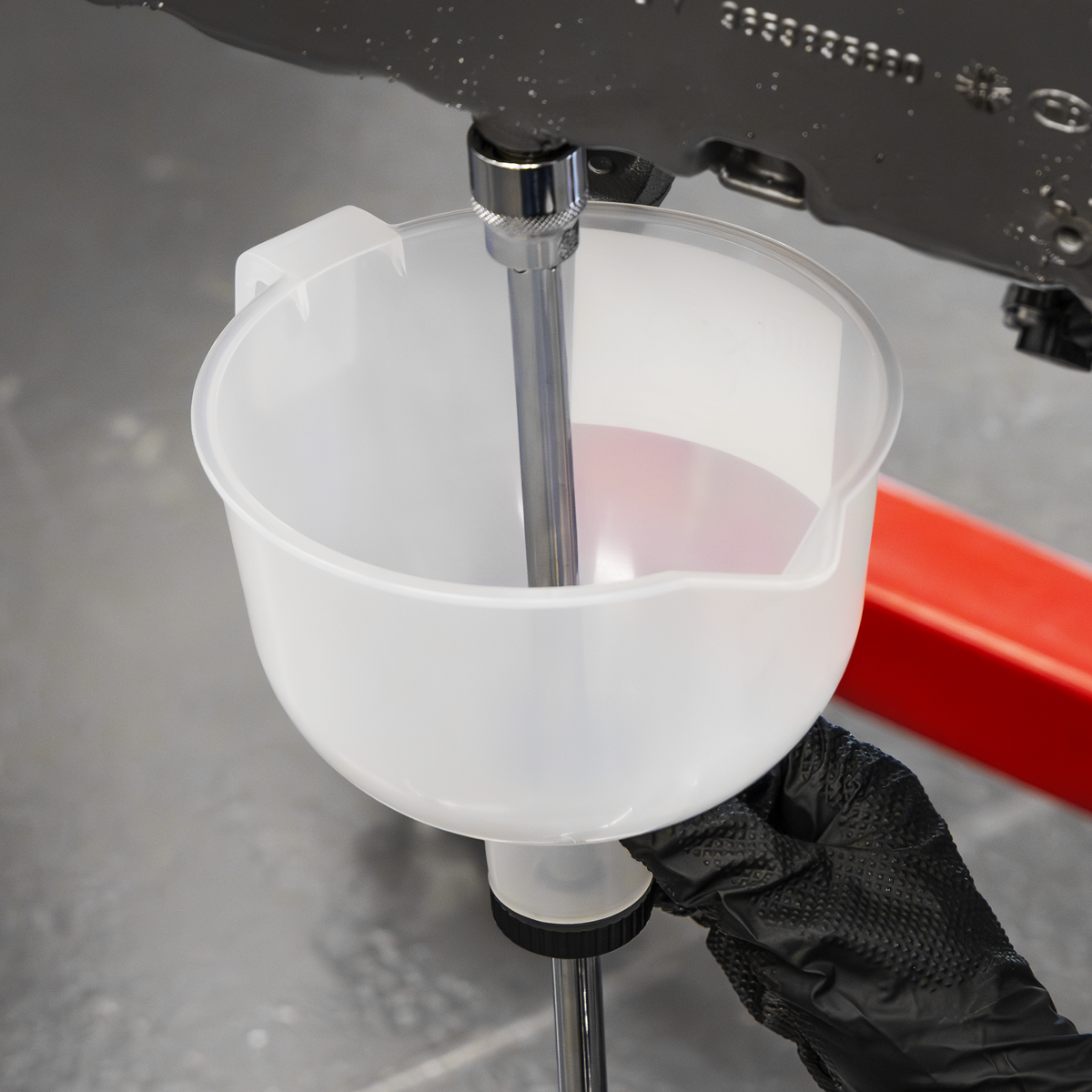 Oil Capture Extension Funnel Set VS409