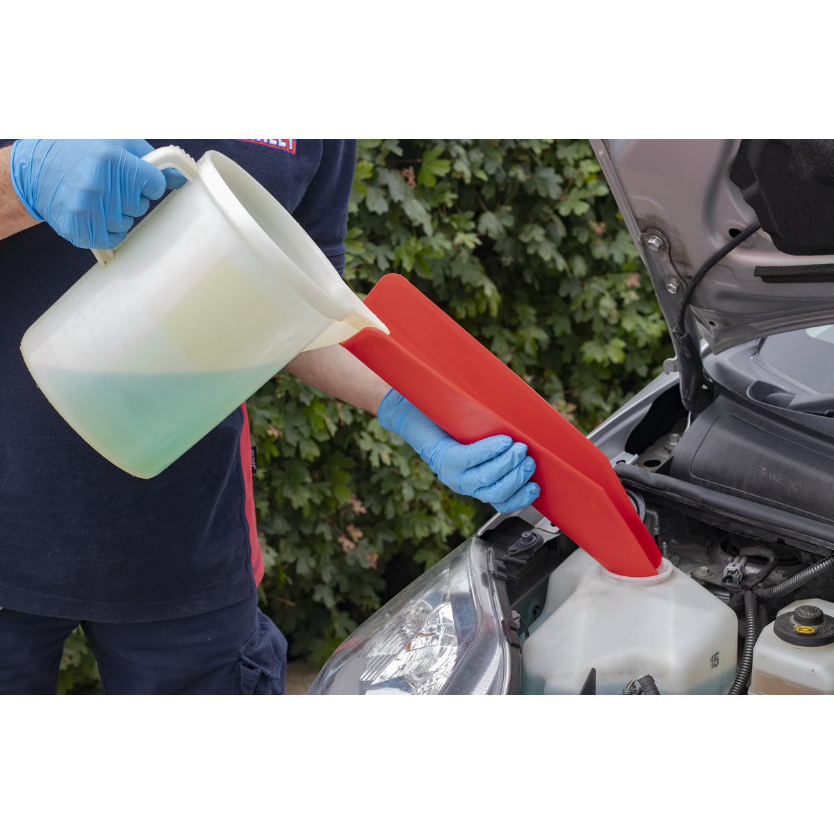 Flexible/Mouldable Funnel VS5058