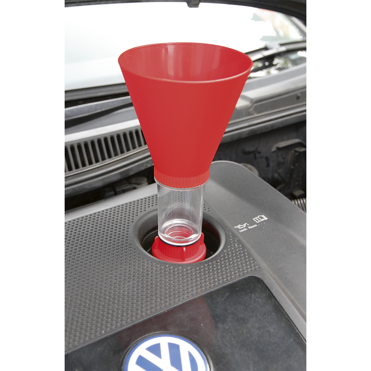 Engine Oil Funnel for BMW, Mercedes, Toyota, Lexus, VAG VS7100
