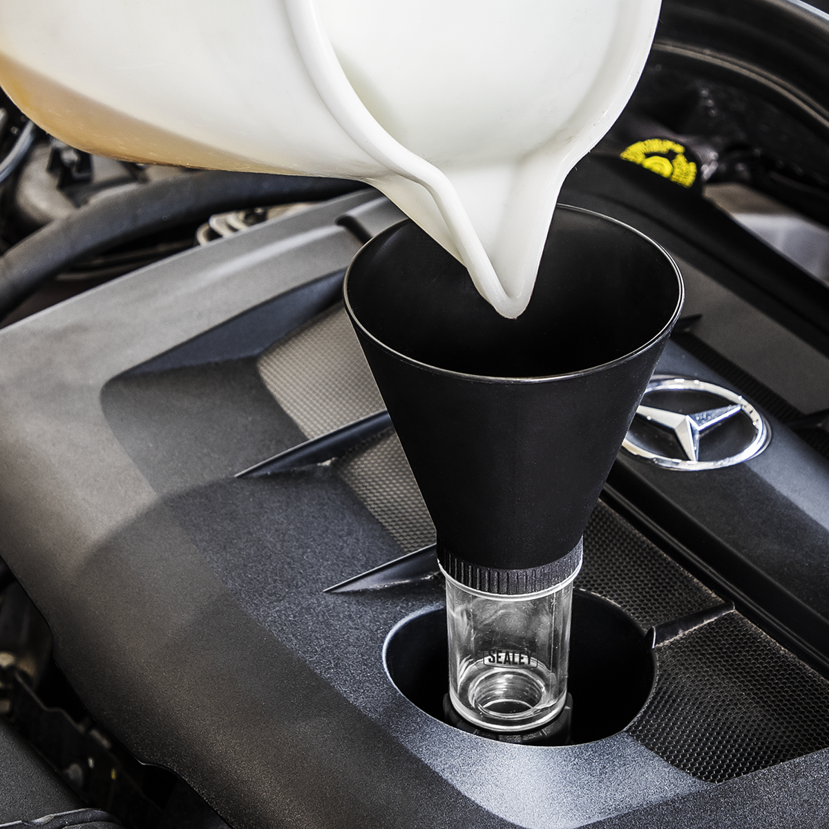 Engine Oil Funnel Set for BMW/Mercedes-Benz 4pc VS7106