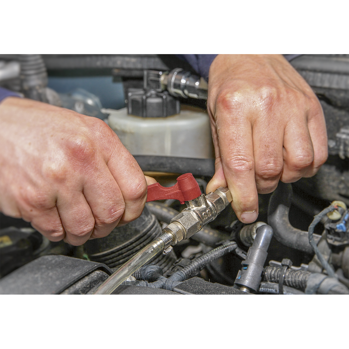 Pneumatic Brake & Clutch Bleeder 1.5L VS821