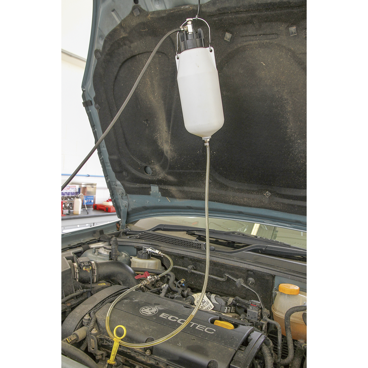 Pneumatic Brake & Clutch Bleeder 1.5L VS821