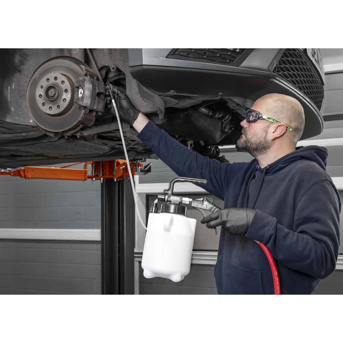 Pneumatic Fluid Extractor/Brake Bleeder 2.5L VS835
