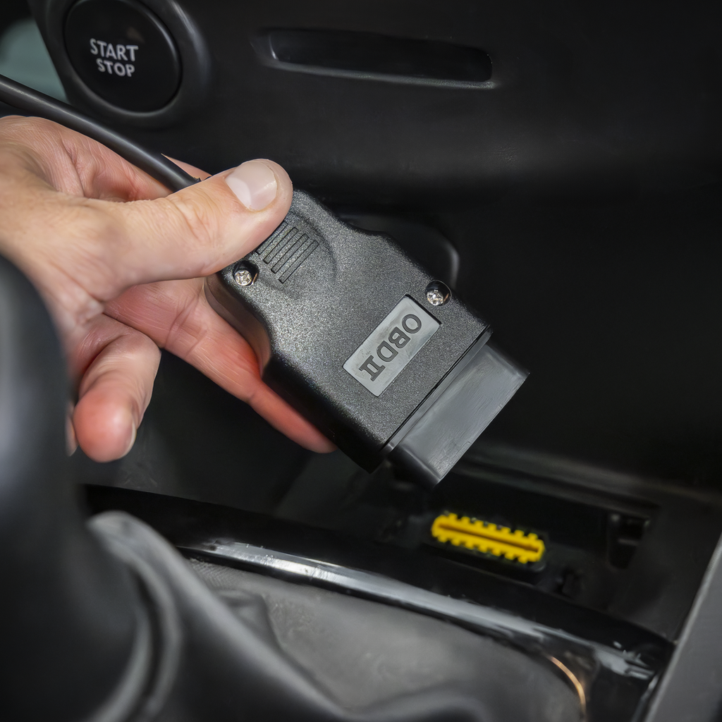 EOBD Code Reader VS8811