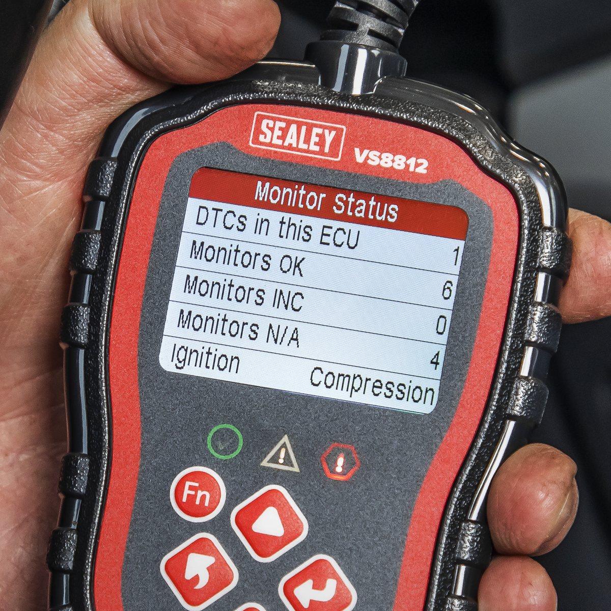 EOBD Code Reader Live Data VS8812