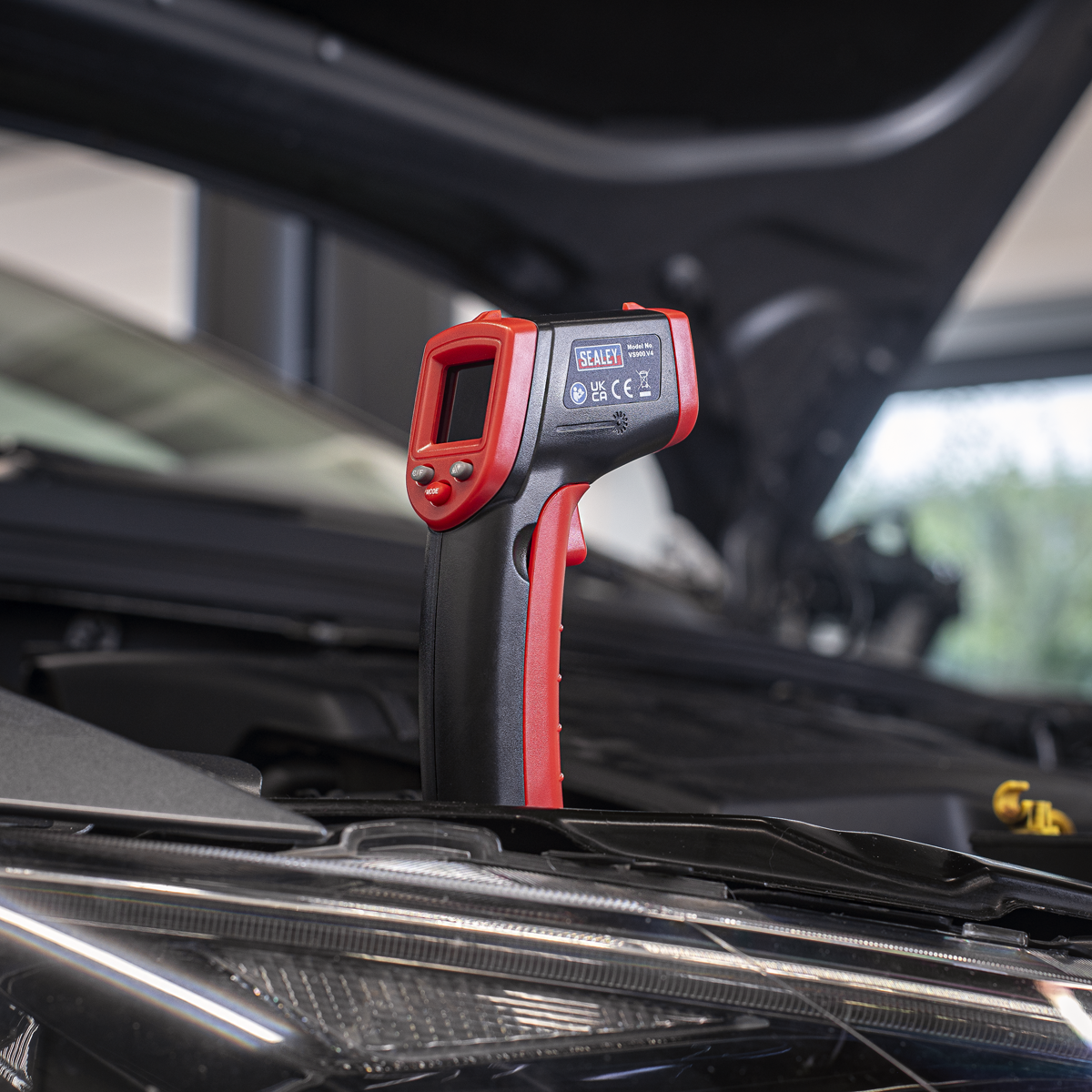 Infrared Laser Digital Thermometer 12:1 VS900