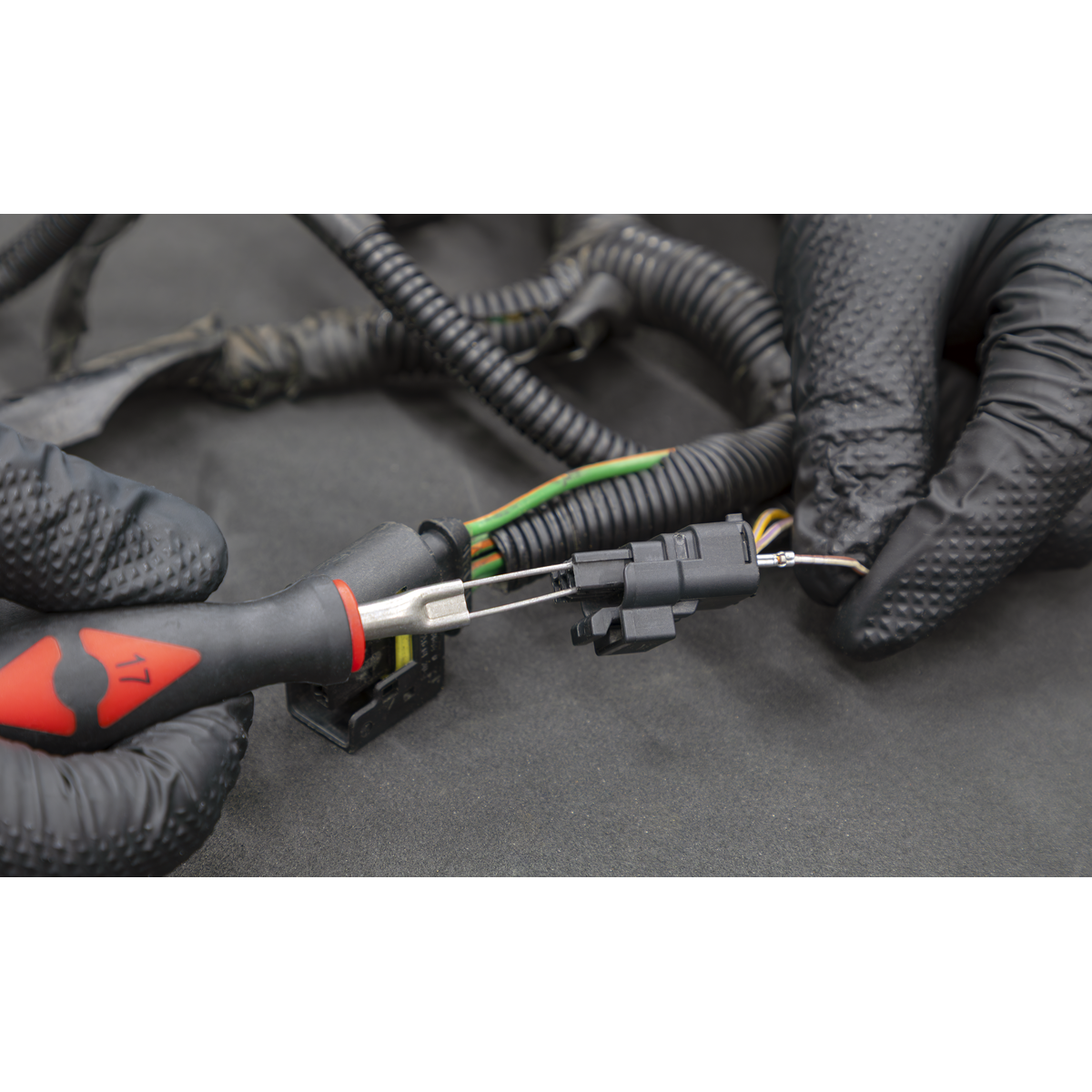 Terminal Tool Kit 23pc VS9203