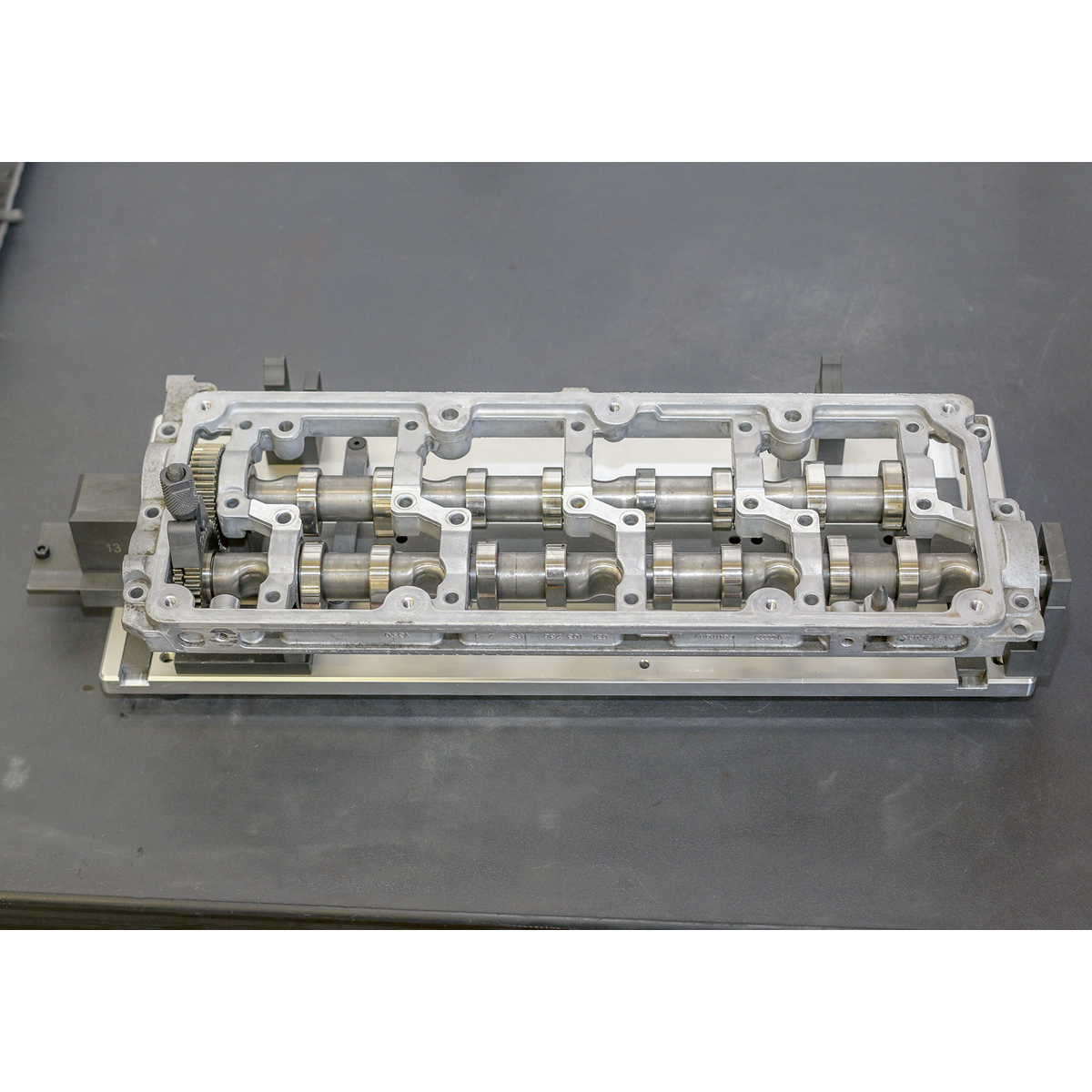 Common Rail Diesel Engine Camshaft Installation Kit for VAG, Porsche 1.2/1.6/2.0/2.7/3.0/4.0/4.2D - Belt & Chain VSE7171