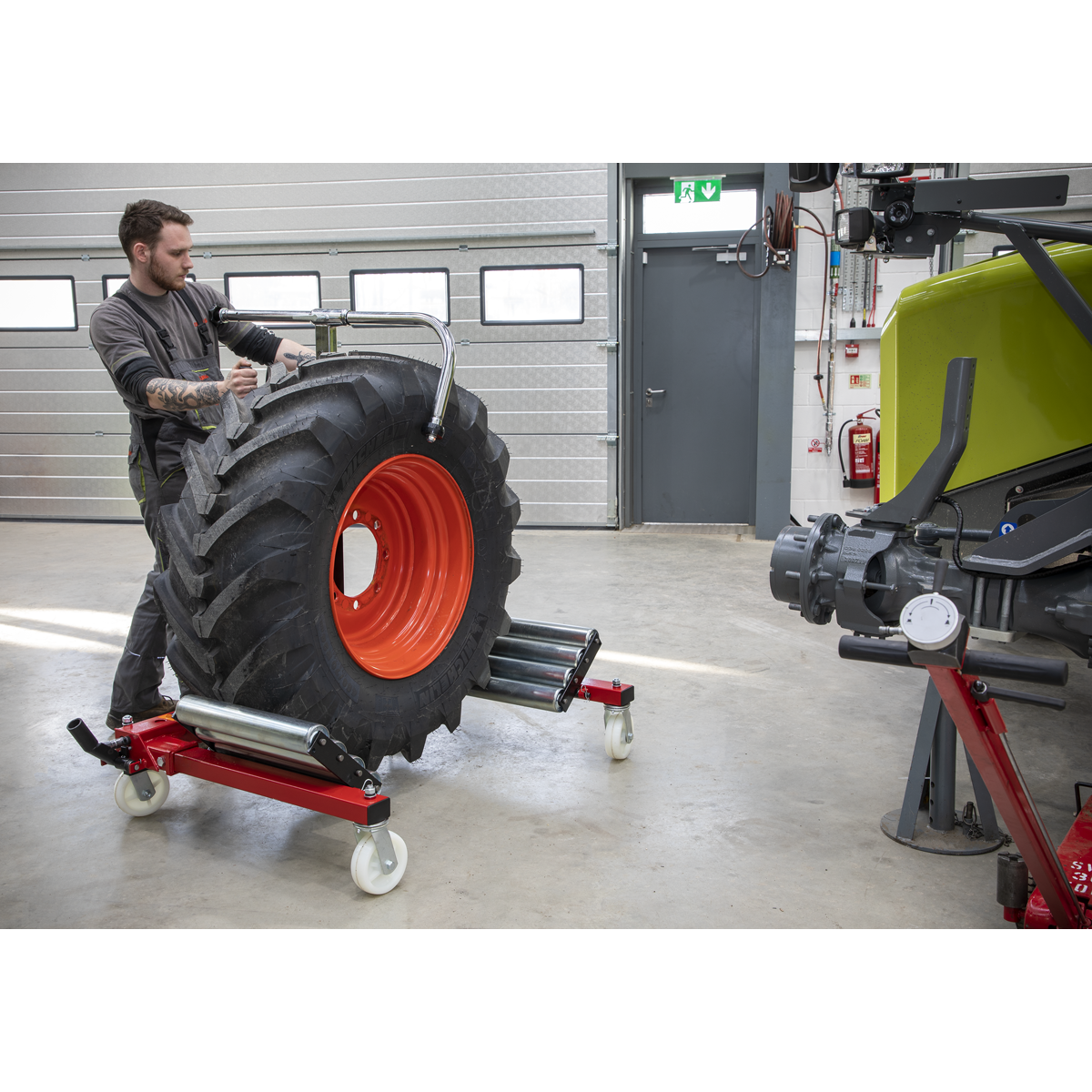 Wheel Removal Trolley 1500kg Capacity W1200T
