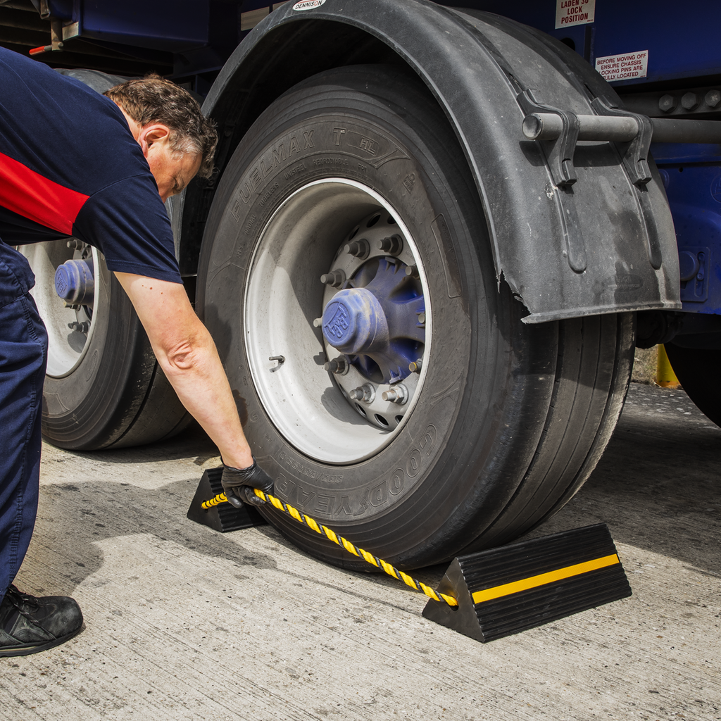 Heavy-Duty Rubber Wheel Chocks - Pair WC11