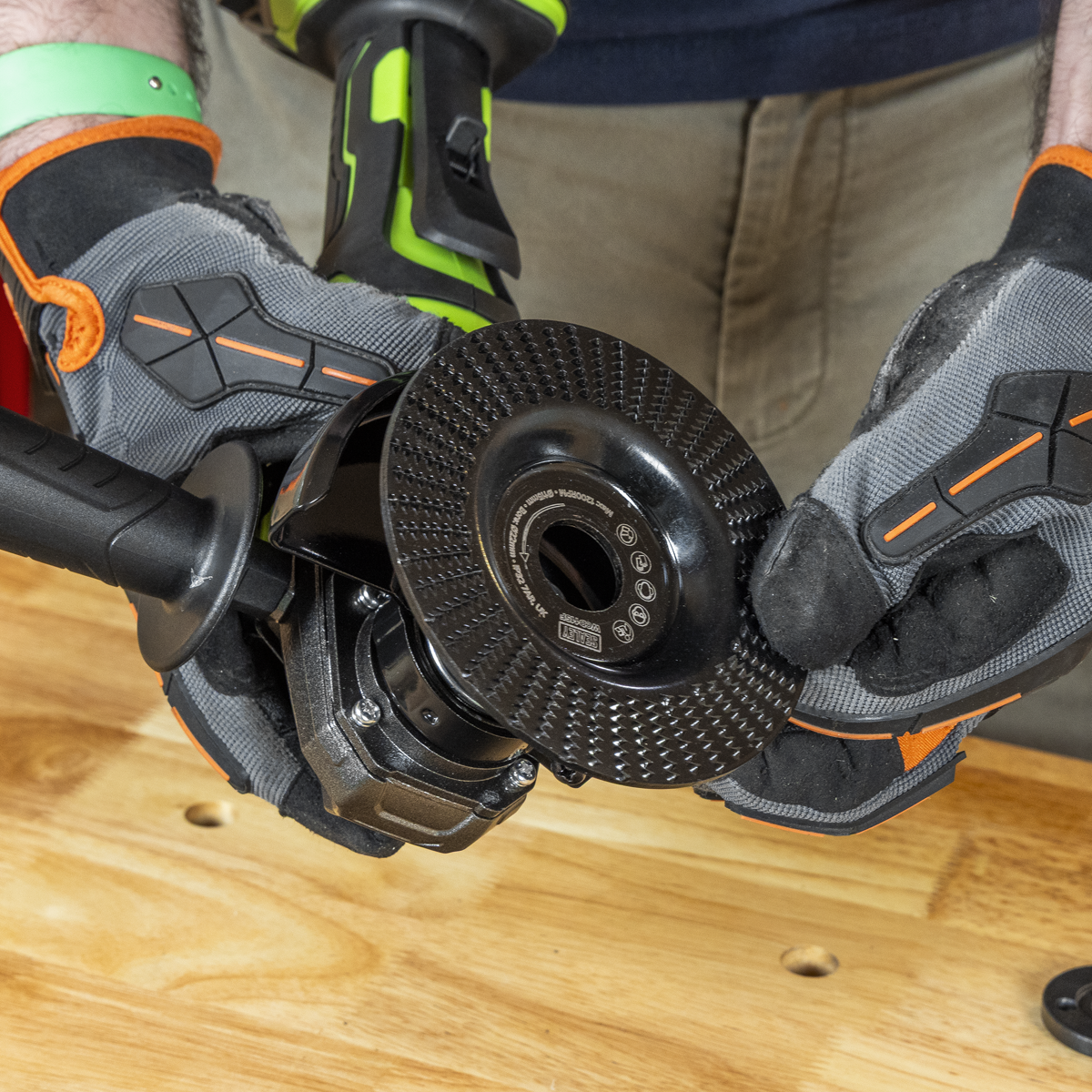 115mm Flat Shape Wood Carving Disc 22mm Bore WCD115F