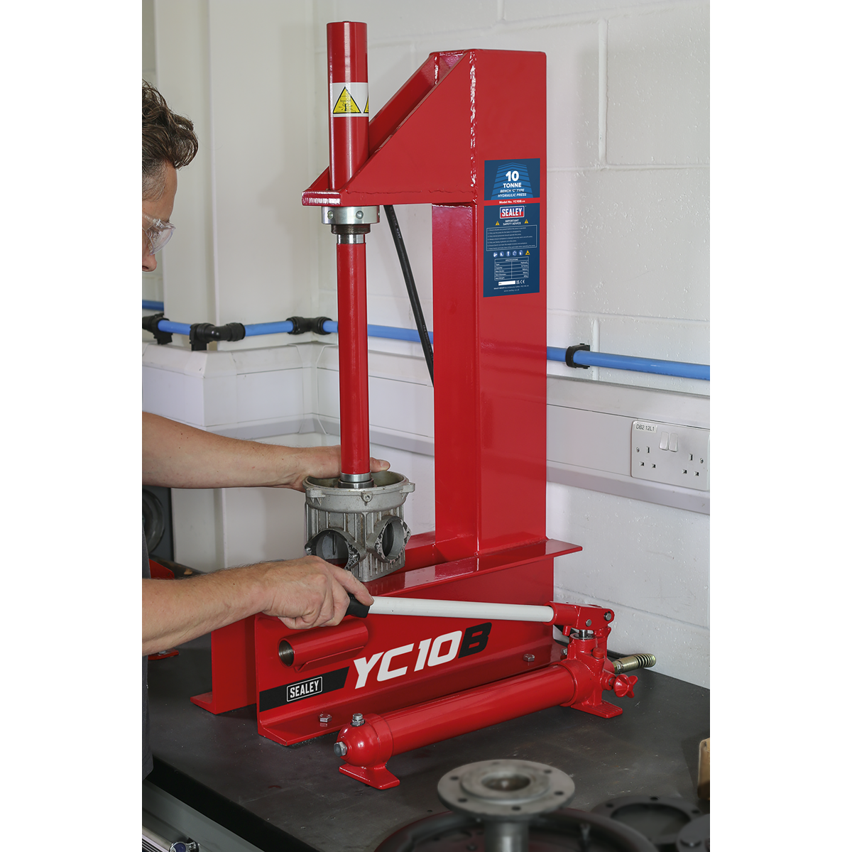 10 Tonne Bench 'C' Type Hydraulic Press YC10B