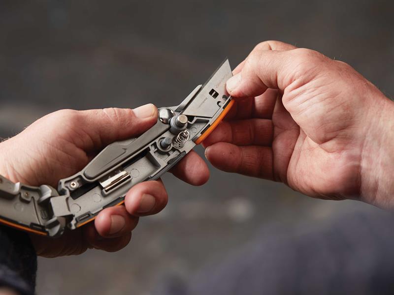 CarbonMax Fixed Utility Knife                                                   