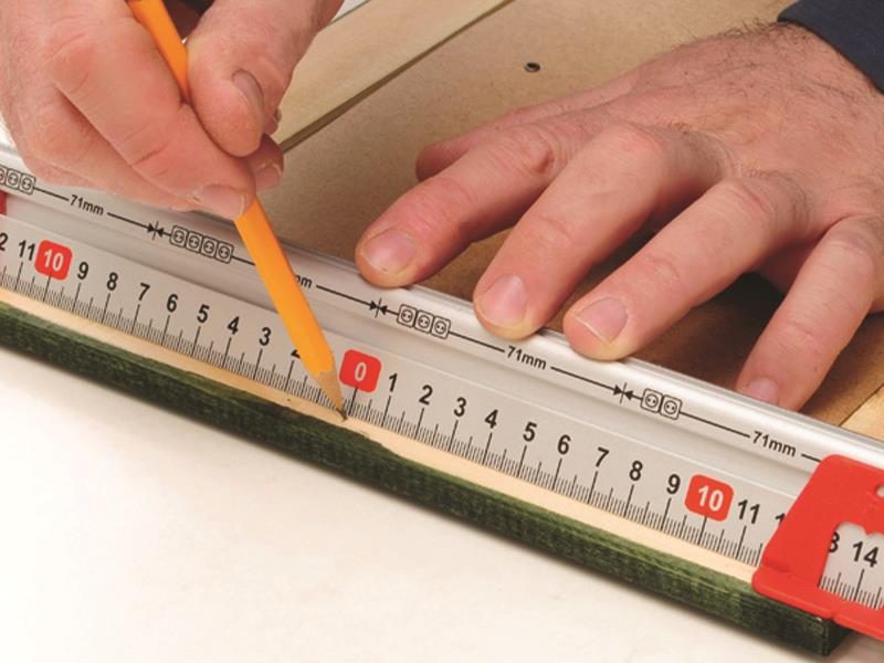 313 Measure Mate 100cm                                                          