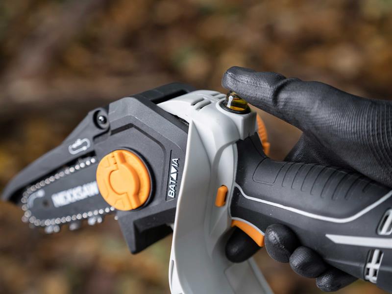 NEXXSAW 6in Chainsaw 18V Bare Unit                                              