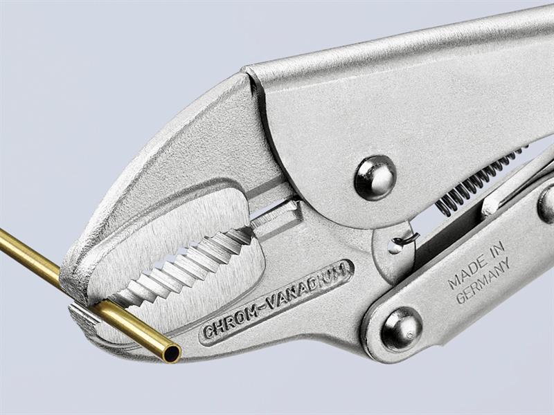 41 04 250 Universal Grip Pliers 250mm                                           