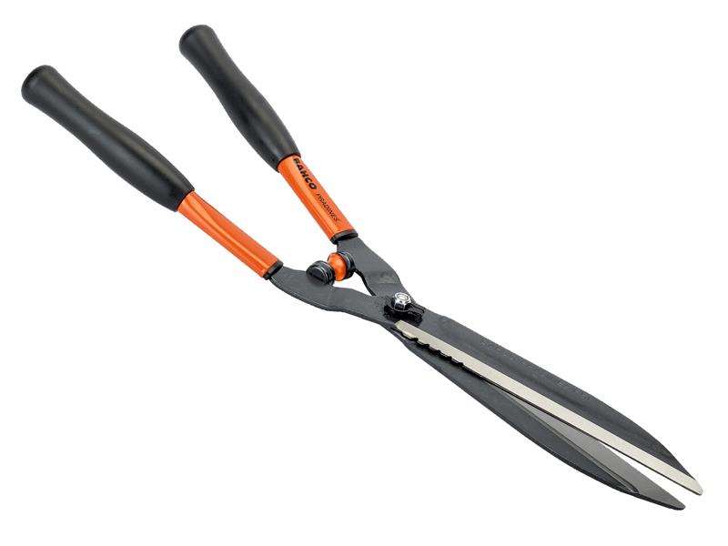 P51 Professional Hedge Shears 570mm                                             