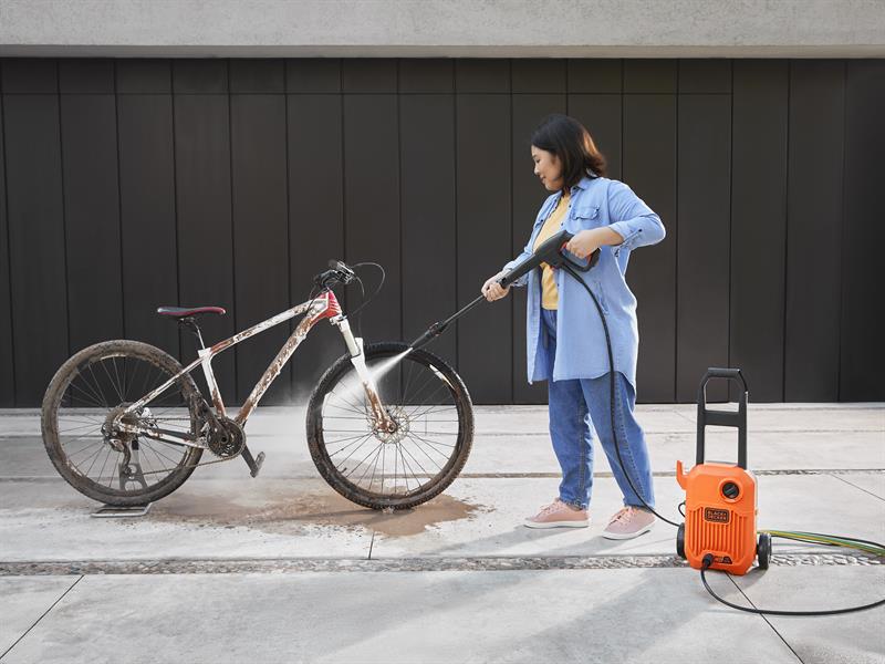 BEPW1300L Pressure Washer 110 bar 240V                                          