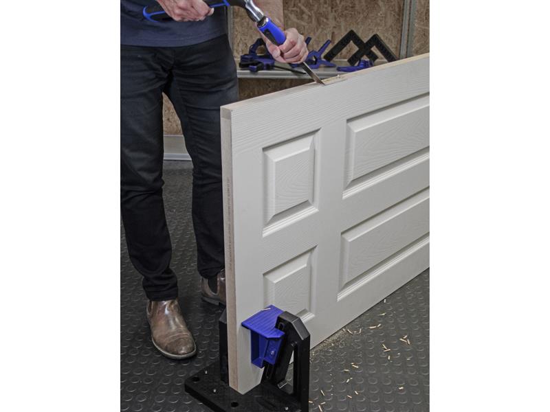 Upright Clamp                                                                   