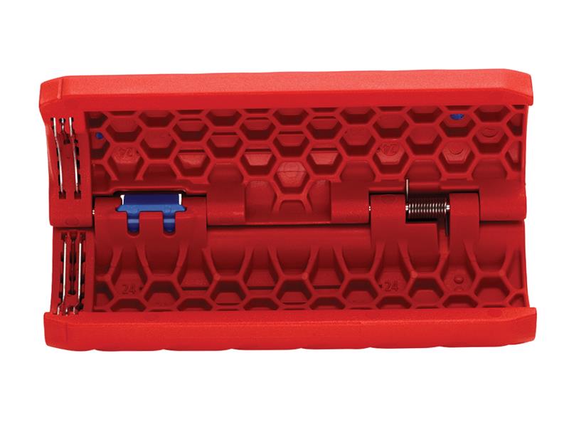 90 22 01 TwistCut® Corrugated Pipe Cutter 13-32mm                               