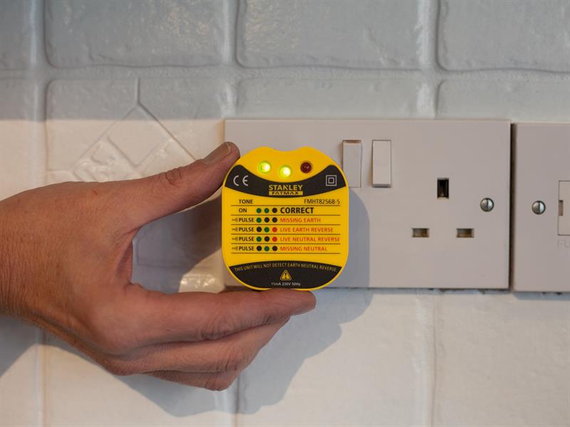 FatMax® UK Wall Plug Tester                                                     