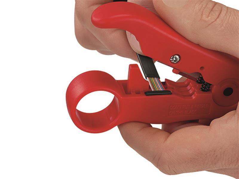 16 60 06 Wire Stripping Tool for Coax and Data Cable                            