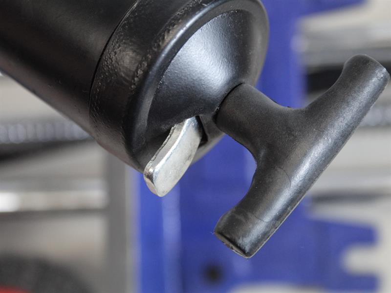 Side Lever Grease Gun                                                           