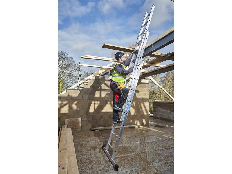 Everest Square-Rung Triple Extension Ladder
